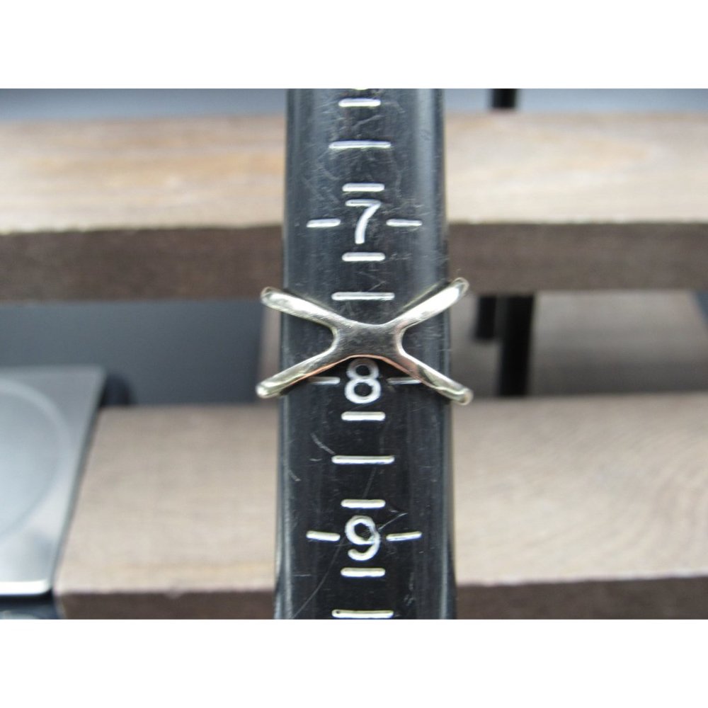 Size 7.75 Sterling Silver Woven Style Diamond Chips Band Ring - Picture 6 of 8
